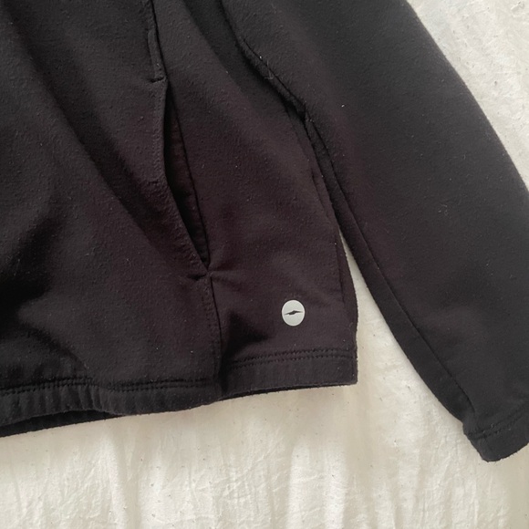 Thin Athletic Zip Up - Picture 4 of 6